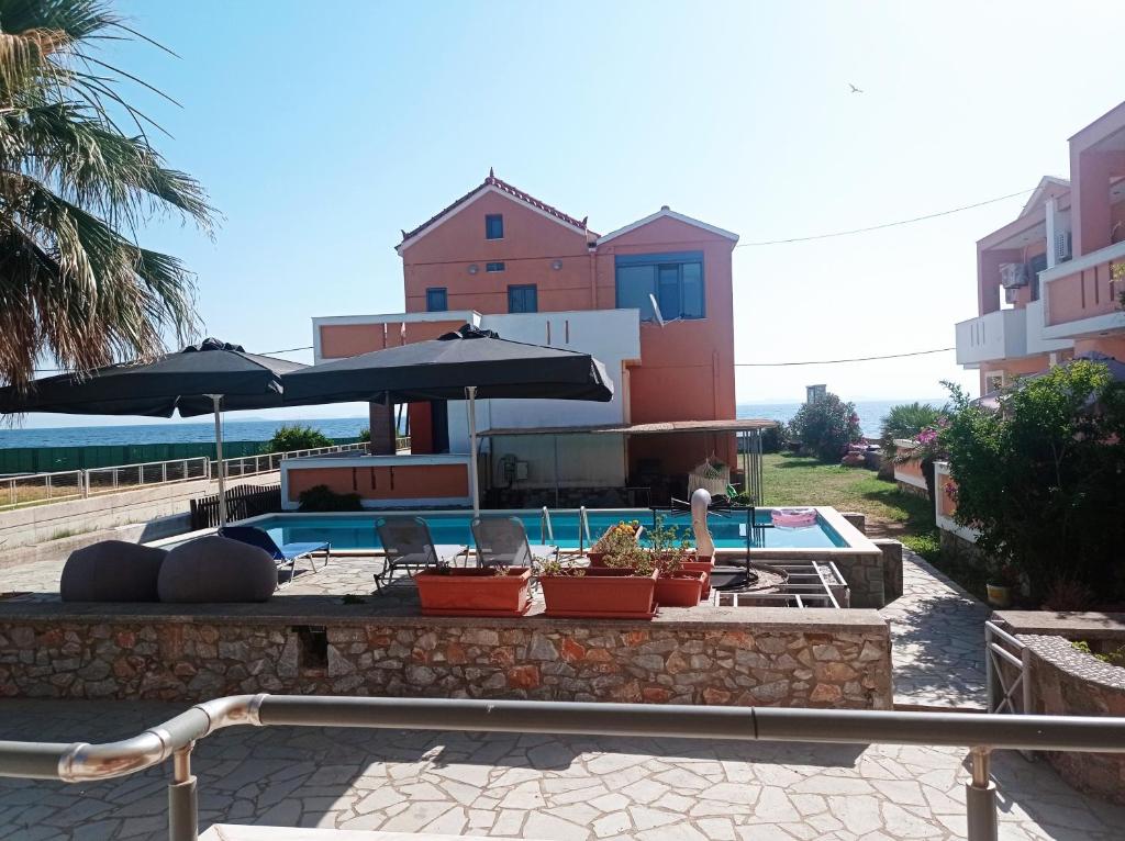 Nitelli's Houses 3