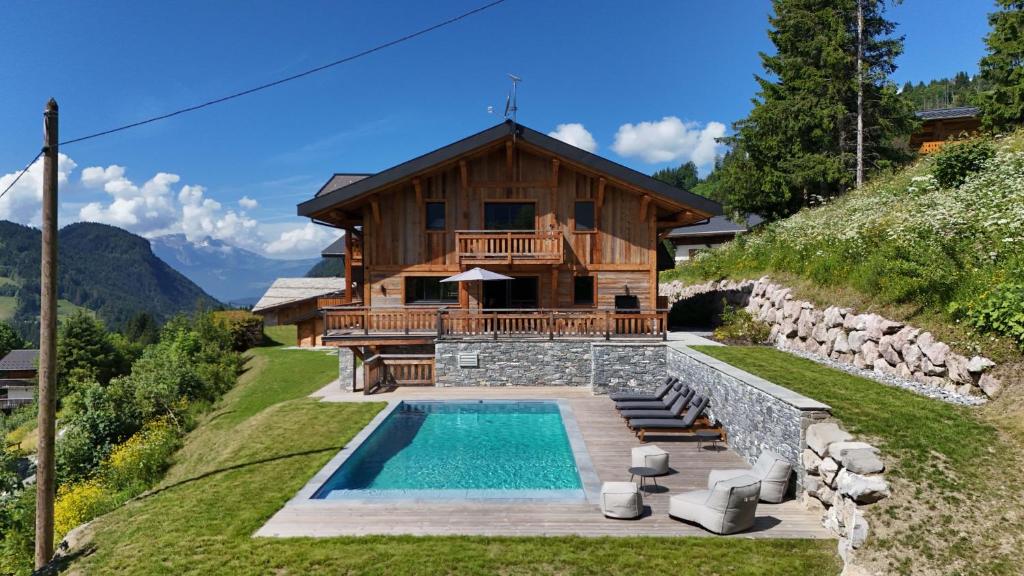 Chalet Caly - 15pers - vue montagne