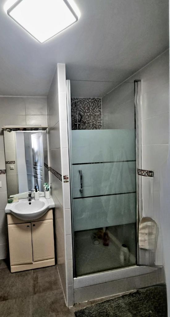 Appartement T3 Duplex sous les Toits de Marseille Panier Vieux Port 8