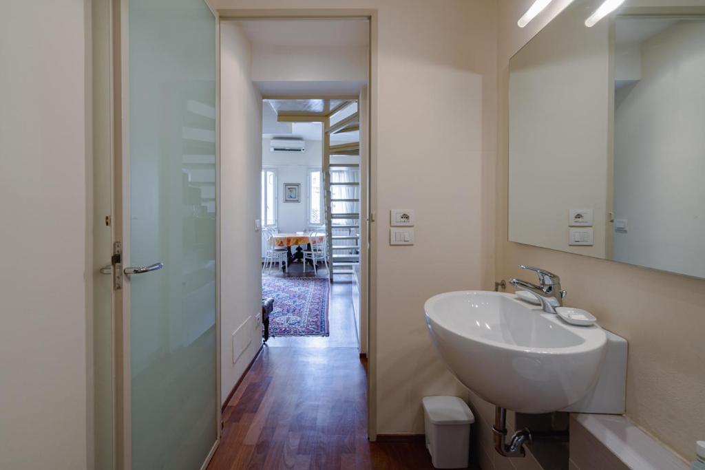 Puccini Apartment With Terrace 3
