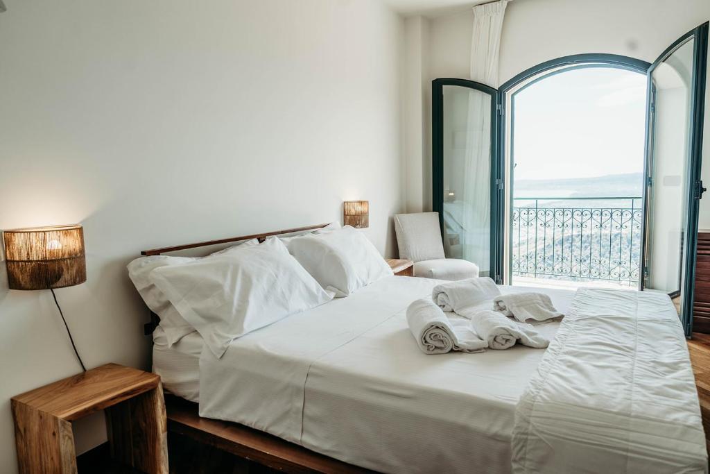 Villa Marta Luxury Sea View and Spa 7