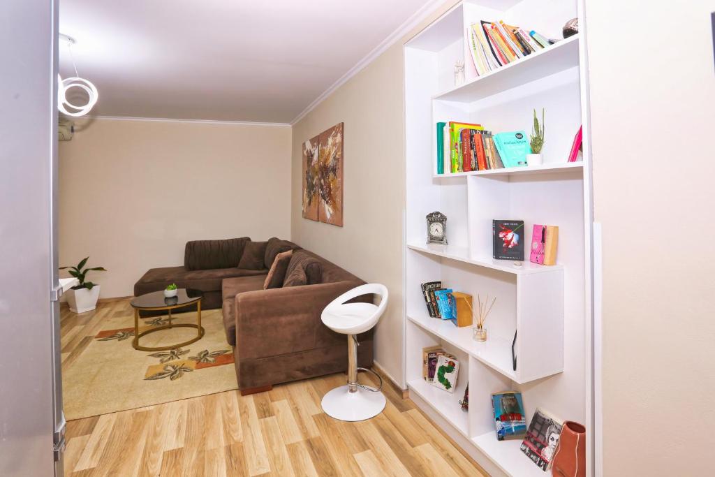R&B City Center Apartment 5