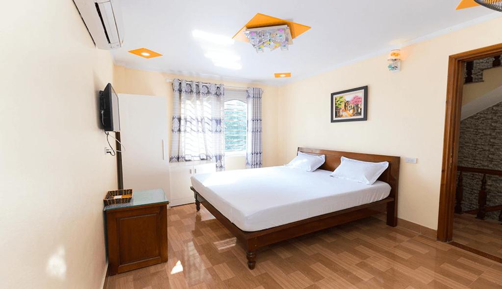 CatBa Tropicana Homestay