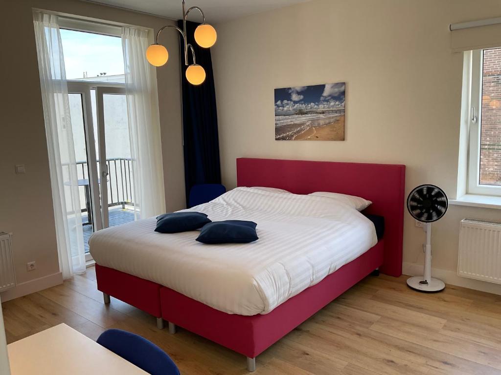 Aristoteles Apartments 2