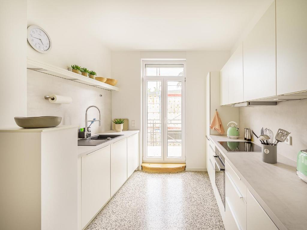 Lemon3 - Design Apartments with Smart-TV, Self Check-in & Free Parking 6
