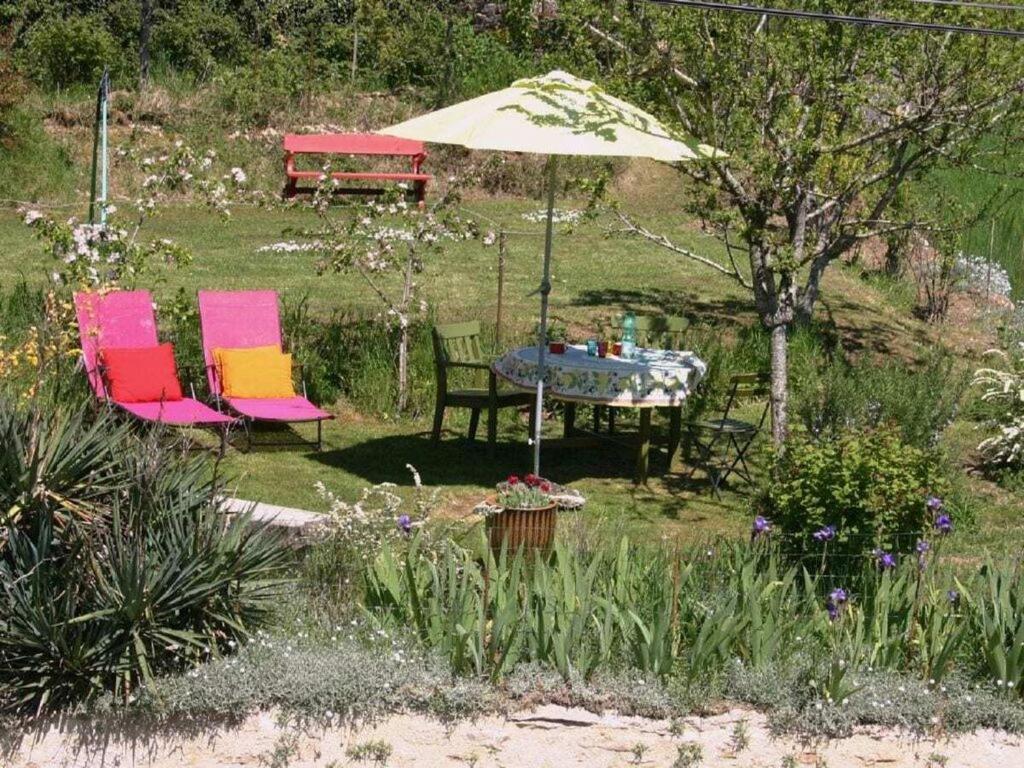 Photo de la galerie de l'établissement Nid d´Amour Comfortable holiday residence, à Fain-lès-Moutiers
