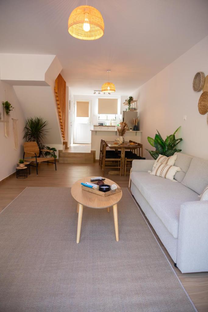 Romi's Vacation Townhouse 4