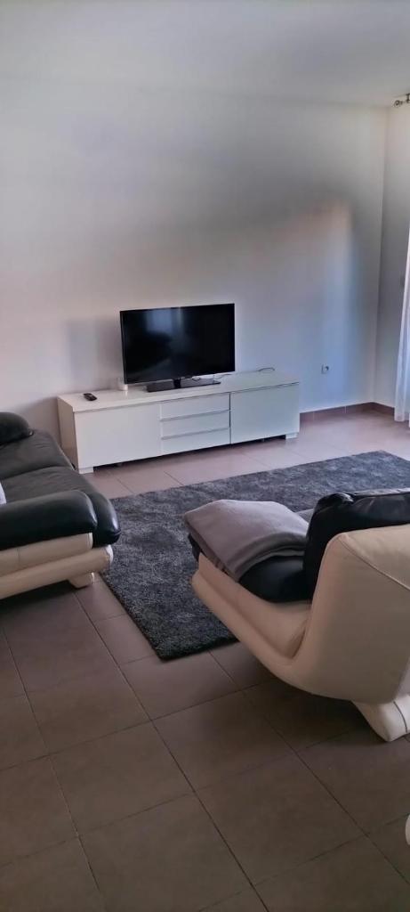 Spacieux Appartement 90m2,résidence récente proximité stade Vélodrome et plage 4