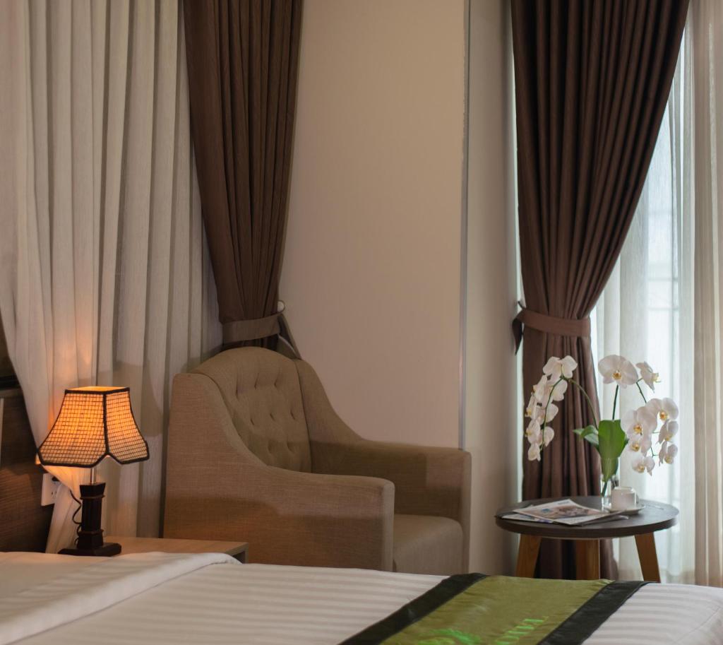 Royal Hotel Nha Trang by Nest Group