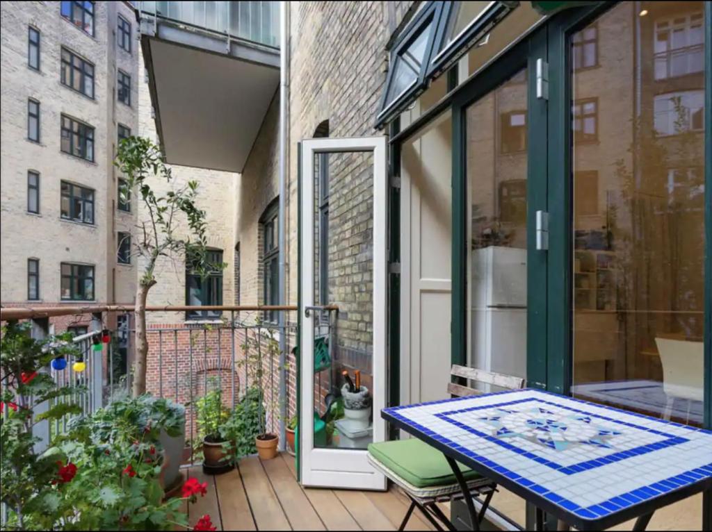 Rummelig Københavnerlejlighed 1