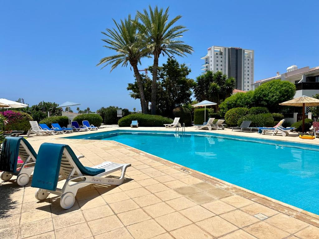 3 bdr house Ambrosia 4