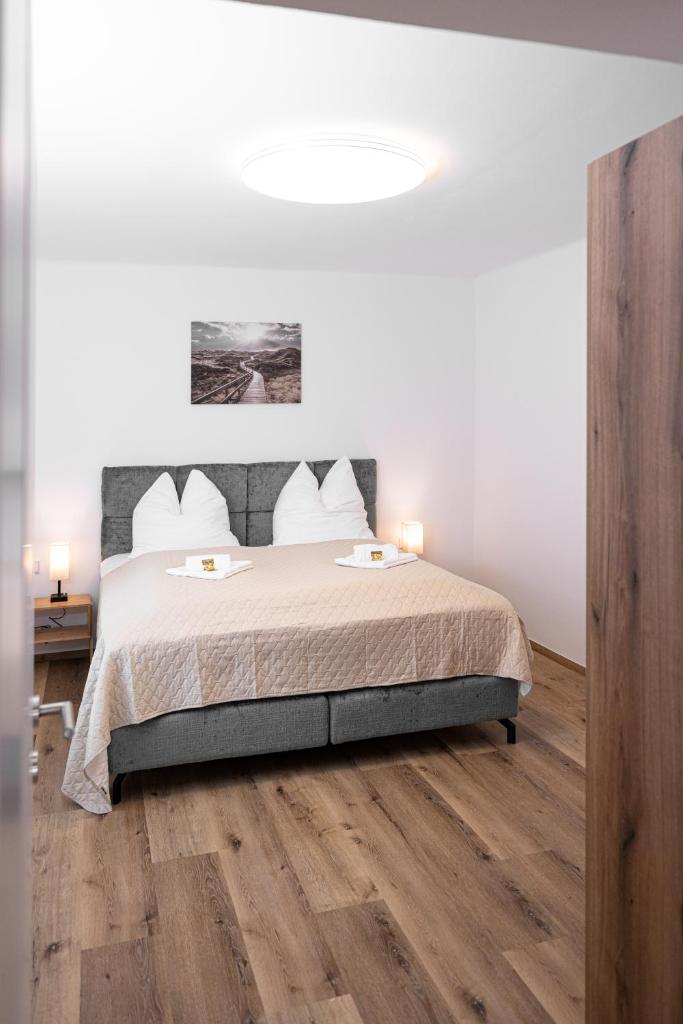 Luxury Sedda Bed, Nespresso, Netflix 6