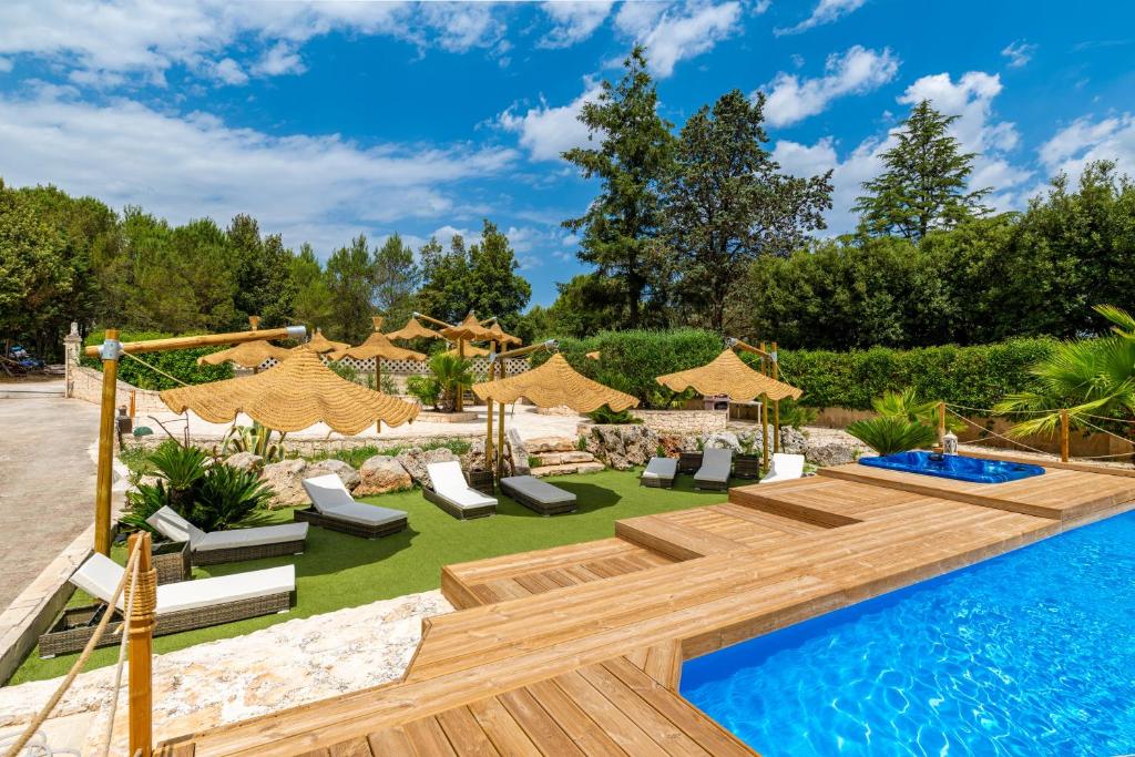 Photo de la galerie de l'établissement Pietranuda with pool and spa, à Martina Franca