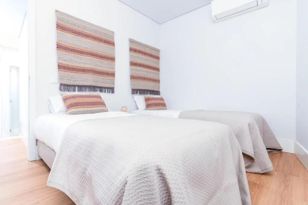 Limehome Evora Rua de Machede 61 8