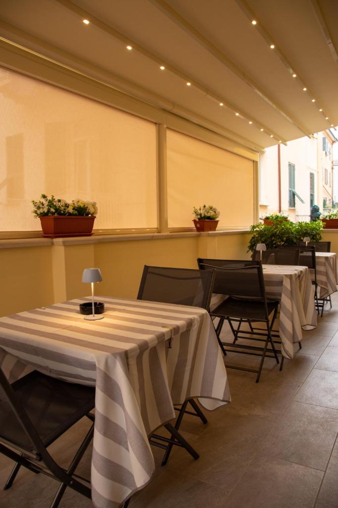 Affittacamere e appartamenti - Rent rooms and Apartments Le Camere Nel Corso - ADULTS ONLY 8
