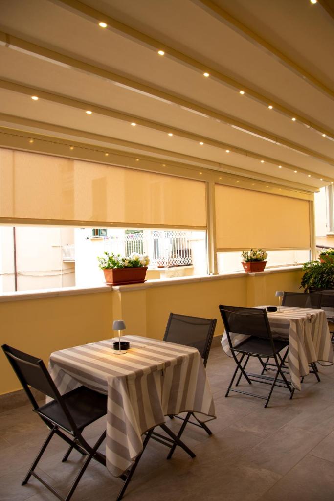 Affittacamere e appartamenti - Rent rooms and Apartments Le Camere Nel Corso - ADULTS ONLY 6