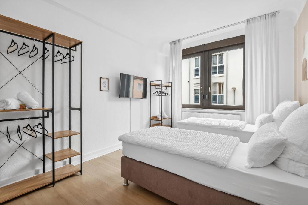 FABYLOUS Homes City Apartment I Gruppen I Waschtrockner I Balkon I belebte Lage 2