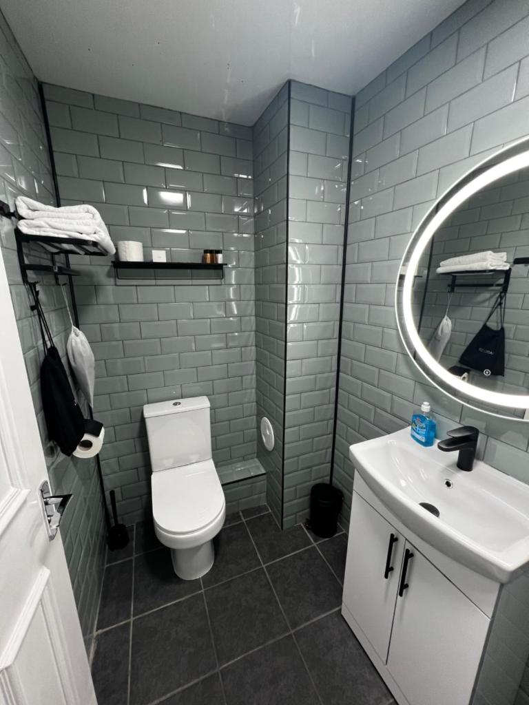 Amani Apartments - Glasgow City Centre 8