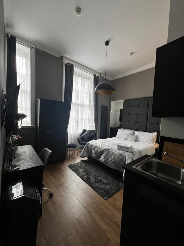 Amani Apartments - Glasgow City Centre 4