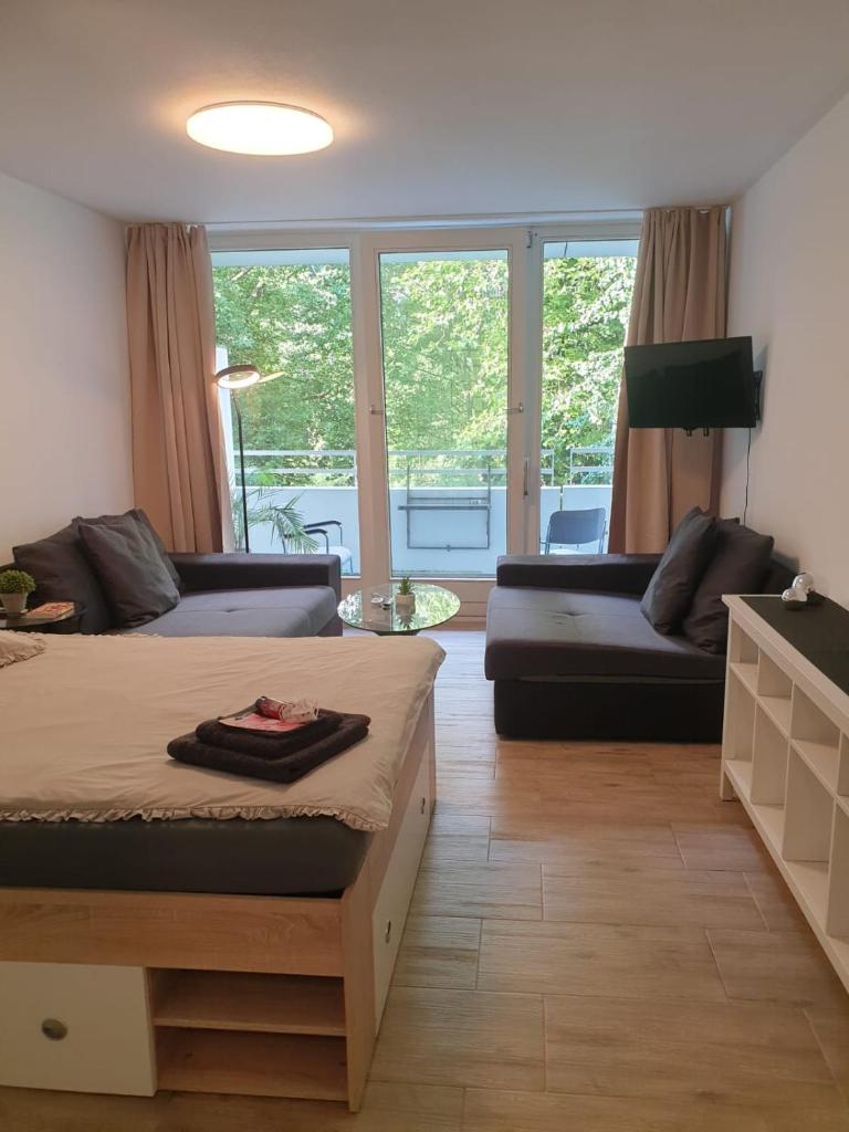 Bonn Lounge 2