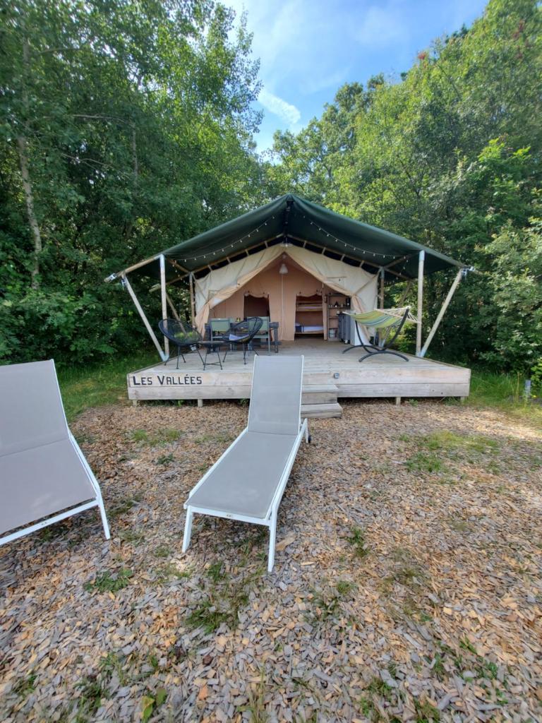 Photo de la galerie de l'établissement Tente des vallées, à Rouffignac-Saint-Cernin-de-Reilhac 19 autres photos