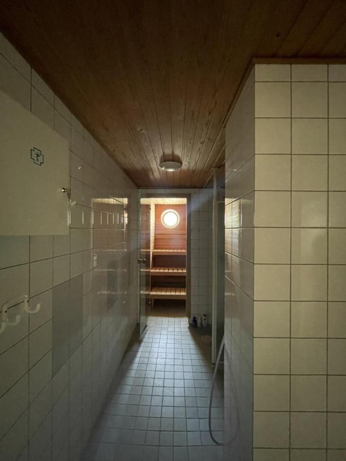 One-bedroom 66m2 apartment with sauna and parking 3