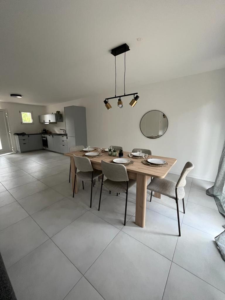 Maison Chaleureuse 2 4