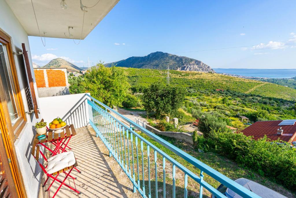 Olive Garden House in Žrnovnica with a View & BBQ 6