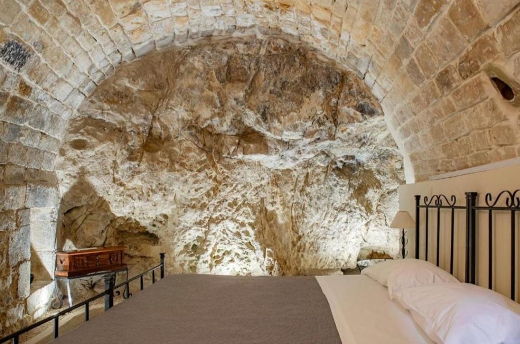 Domum in petra casa nella roccia Self check - in