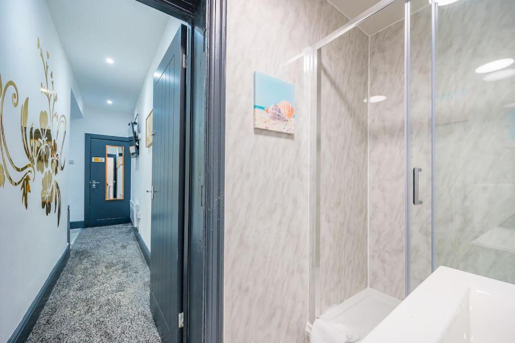-F19GH- For relaxed & Cosy stay,Free Parking,WiFi 3