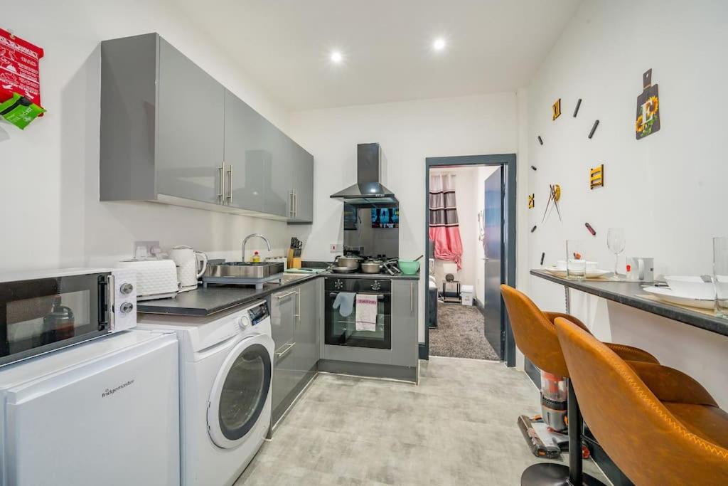 -F19GH- For relaxed & Cosy stay,Free Parking,WiFi 4