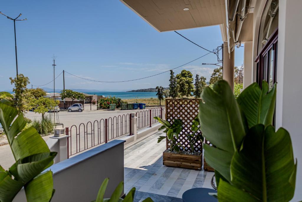 Amaze Place with a sea view by Salt Apartments 6