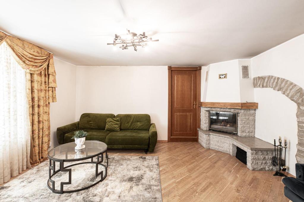 AirHome - Old Dominican Monastery 7