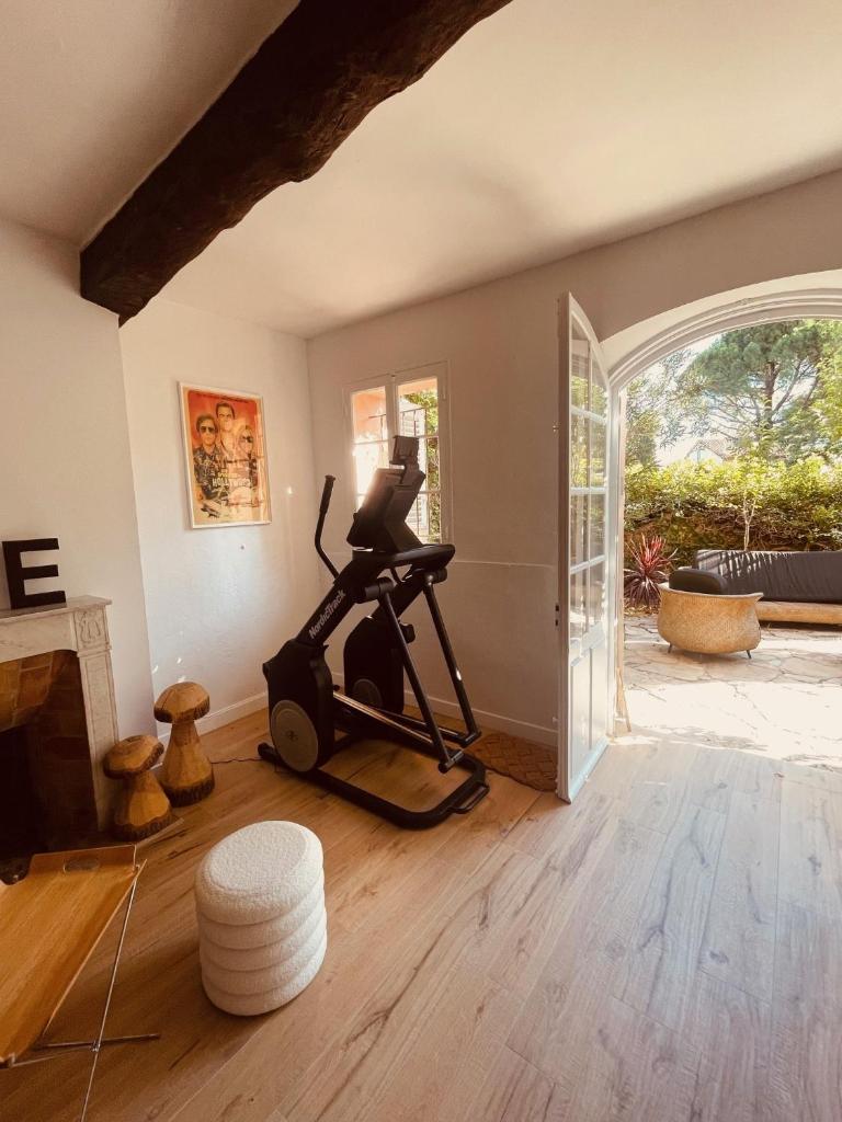 Grande maison avec jardin Mougins vieux village 5
