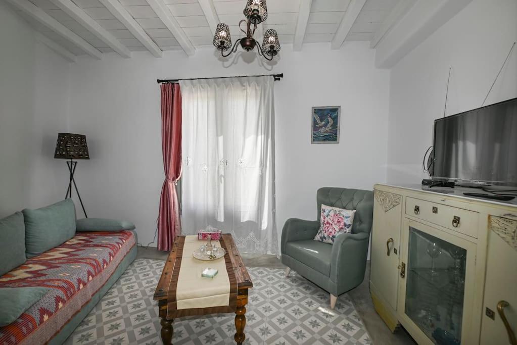 Anna's Village House Arnados 5