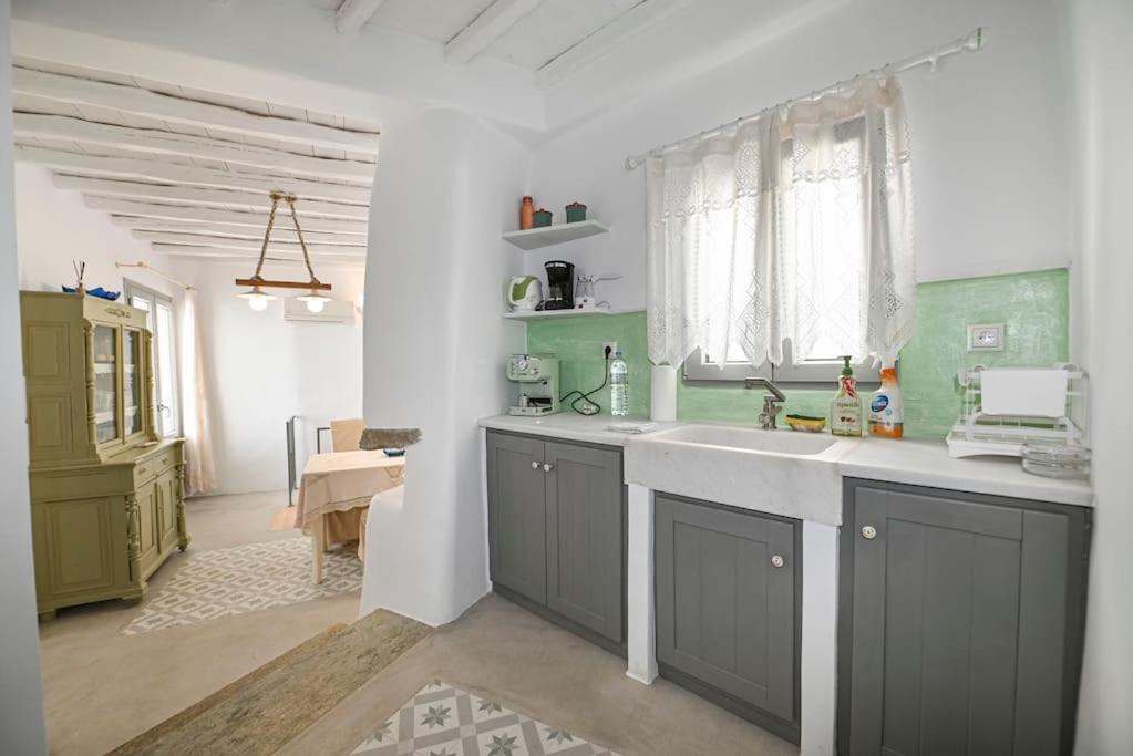Anna's Village House Arnados 3
