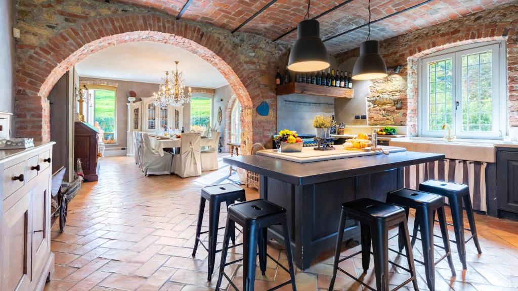 Photo de la galerie de l'établissement CASCINA MOGLIA 8&1, Emma Villas, à Carpeneto