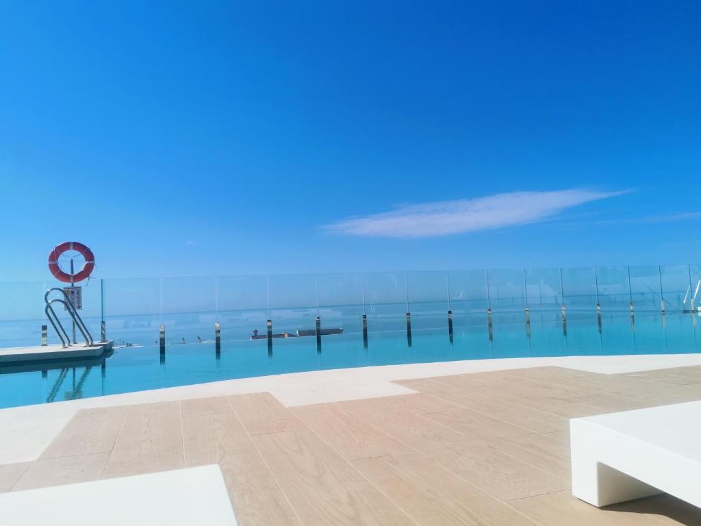 Bel APPARTEMENT FACE A LA MER 3