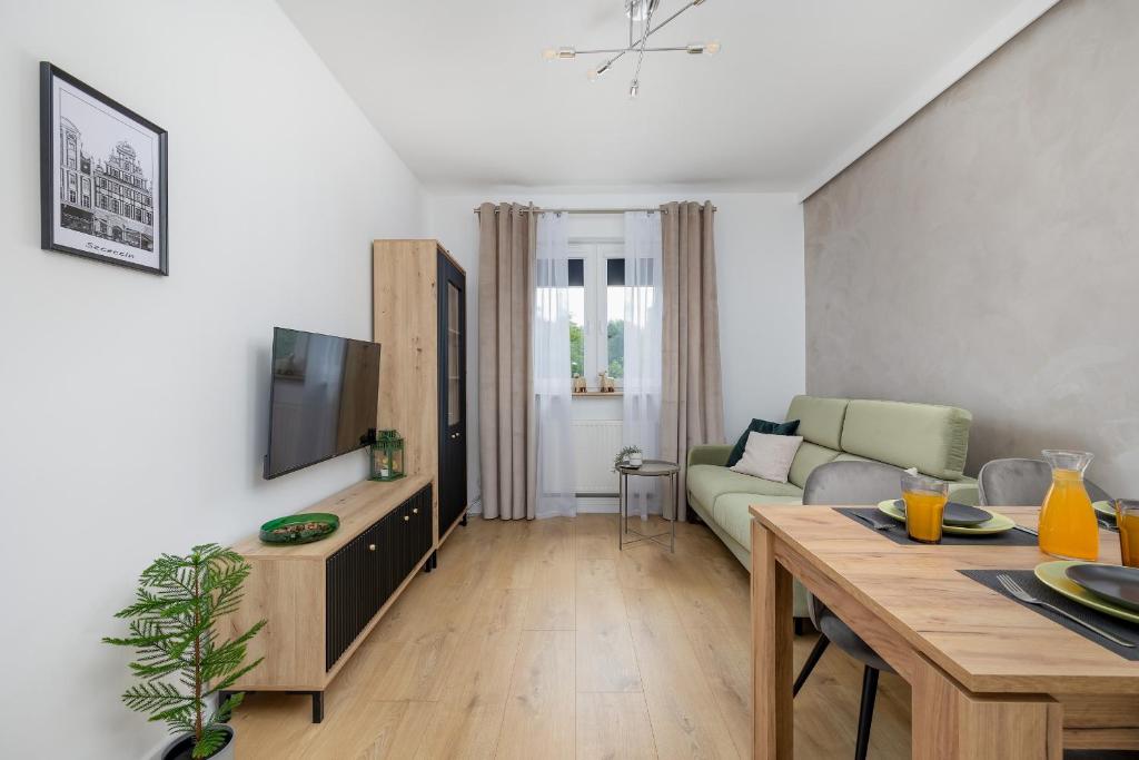 Słoneczny i Przestronny Apartament w Sercu Szczecina by Noclegi Renters 6