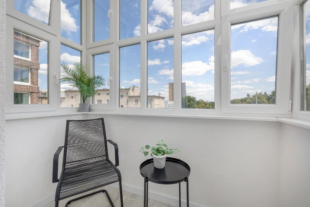 Słoneczny i Przestronny Apartament w Sercu Szczecina by Noclegi Renters 5