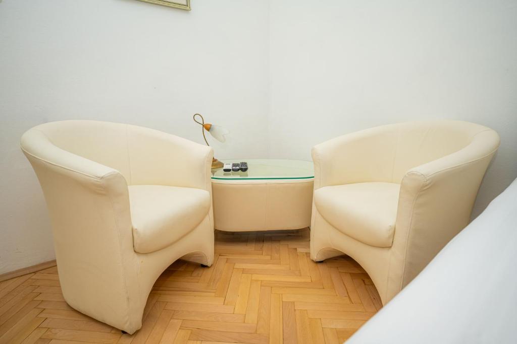 Balkan Beauty Stays by He-Ra Apartments Skopje 4