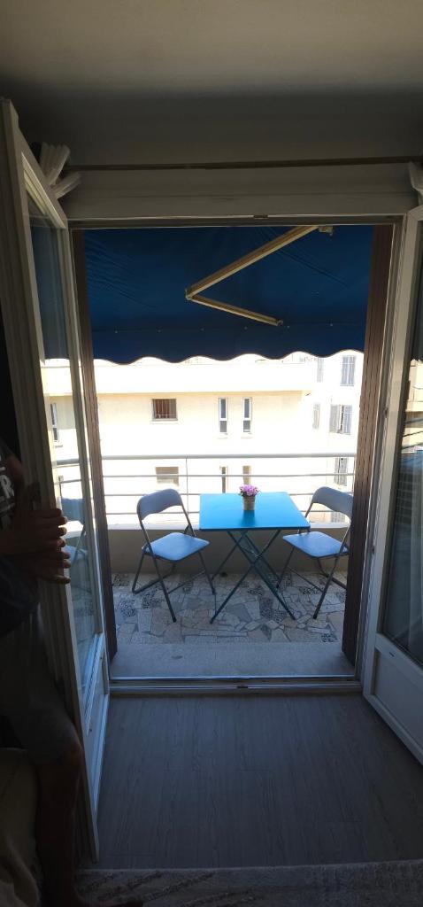 Trois pièces au cœur d'Antibes ! proche plage et parking a disposition 4