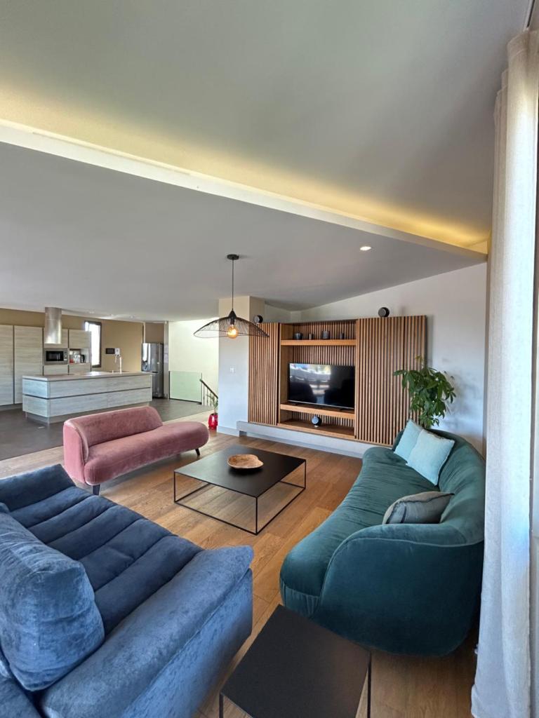 Maï Homes - La Villa Bompard 2