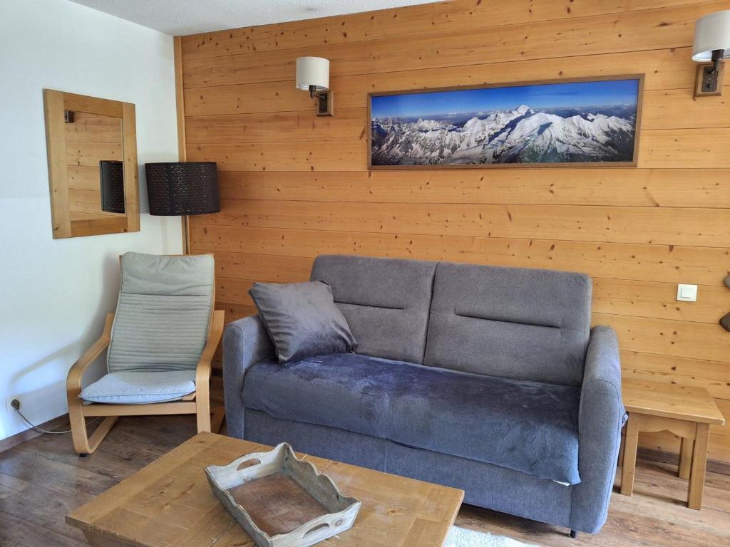 Studio cosy avec balcon et parking à Brides-les-Bains - FR-1-512-249