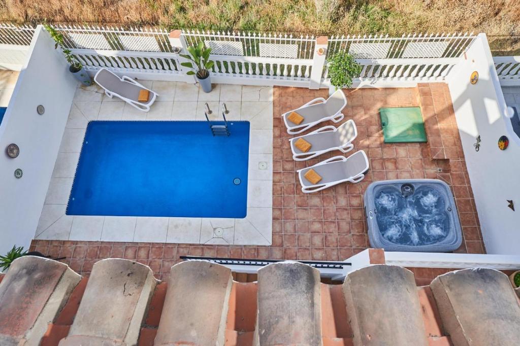 Villa Pura - Private Jacuzzi & Heated Pool 5