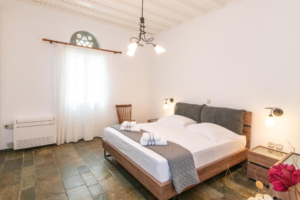 Windmill Villa in Tinos 5