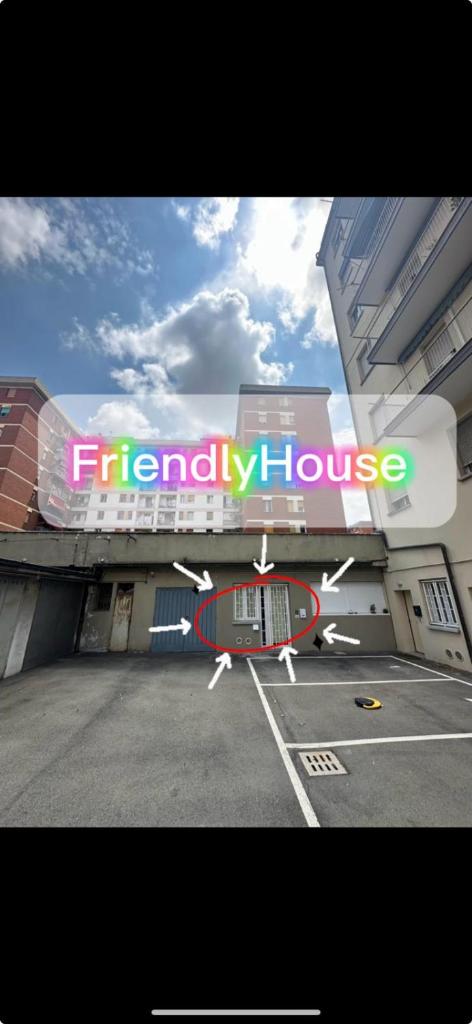 FriendlyHouse 2
