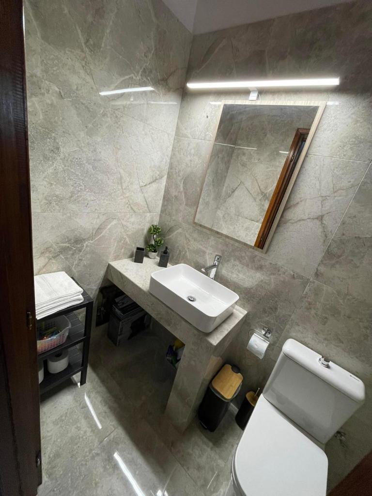 Sotiritsa's luxury home 8