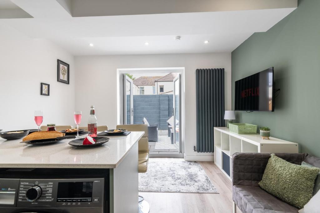 Luxury Apartments in Cardiff City Centre 1