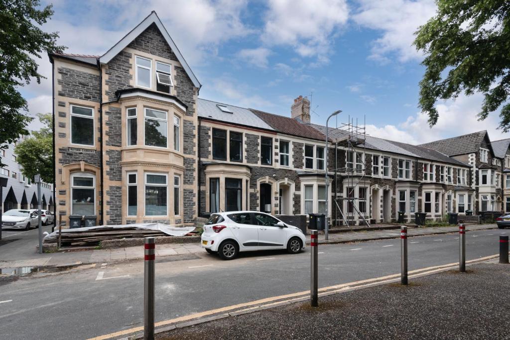 Luxury Apartments in Cardiff City Centre 6